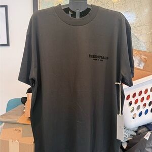 Essentials Jet Black Short Sleeve Tee Large New with Tags